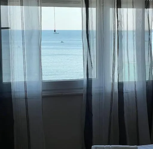 Apartment Seaside Durrës